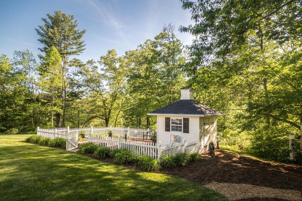 Bed & Breakfast On Tiffany Hill Mills River Extérieur photo